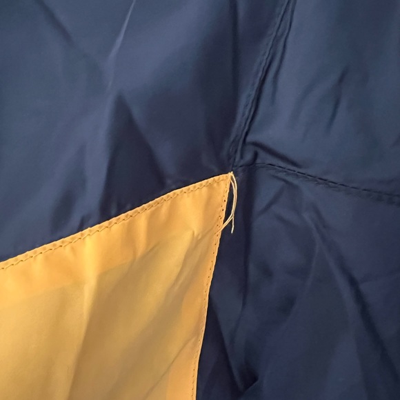 Cropped Windbreaker from LF - Picture 8 of 12